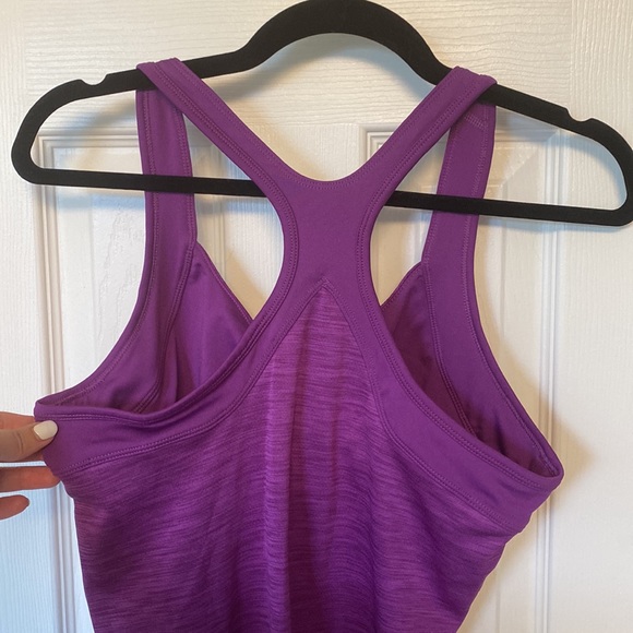 Reebok Racerback - Picture 4 of 5